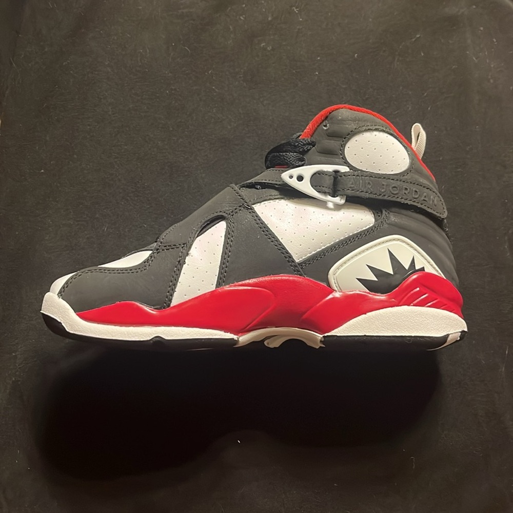 Jordan 8s - Picture 3 of 4